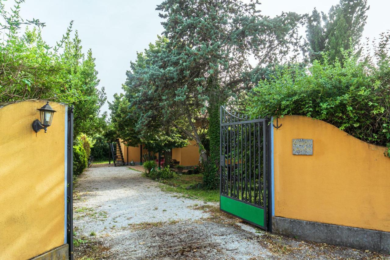 فيلا Country House Tra Lago E Mare A Sud Di Roma Campoleone المظهر الخارجي الصورة